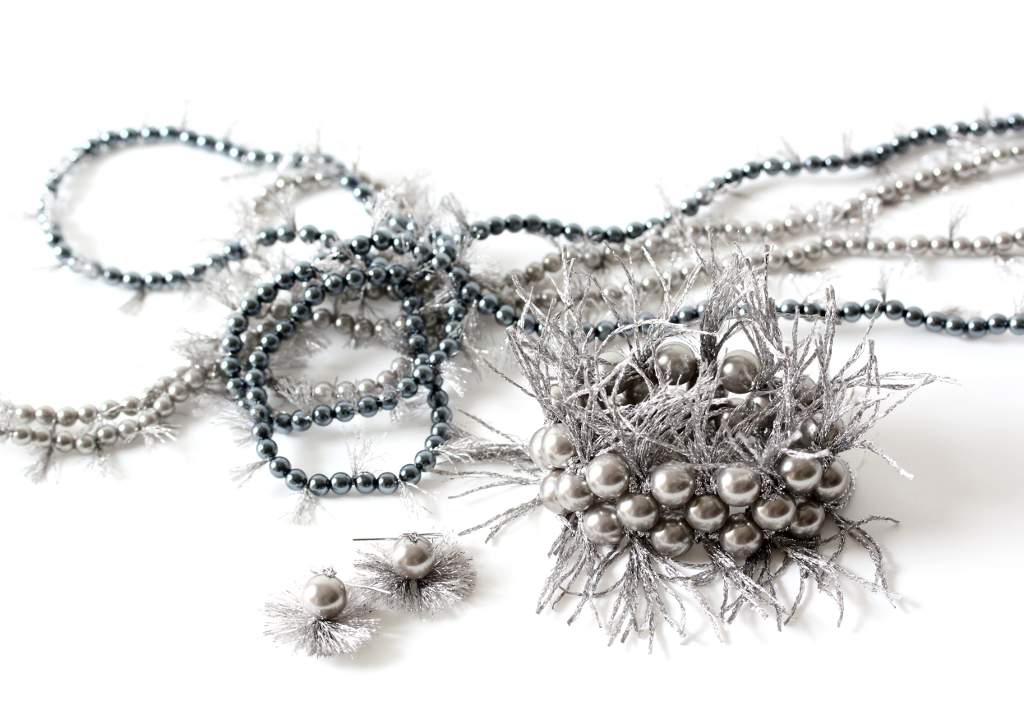megmiyano_christmas-jewerly-%e6%98%9f%e3%81%8b%e3%82%99%e7%b4%a1%e3%81%8f%e3%82%99%e7%89%a9%e8%aa%9e3